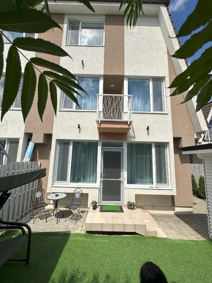 Elisio - Maple House Apartamento Ghimbav Exterior foto